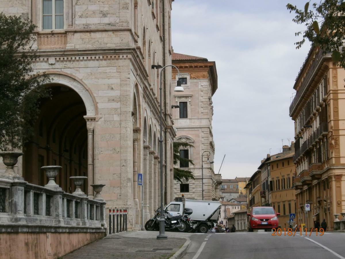 Appartamento Via Ciatti Перуджа Екстер'єр фото